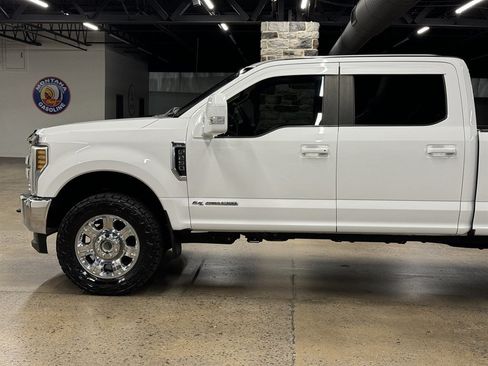 Used 2018 Ford F250 XL w/ Power Equipment Group AWD/4WD image 5