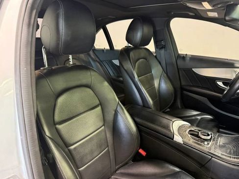 Used 2018 Mercedes-Benz C 300 Sedan image 27