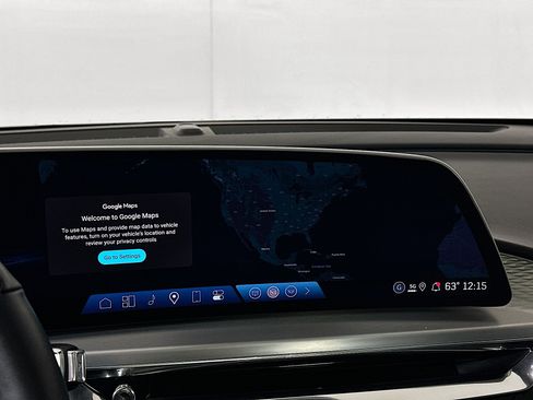 Used 2025 Cadillac Lyriq Sport image 22