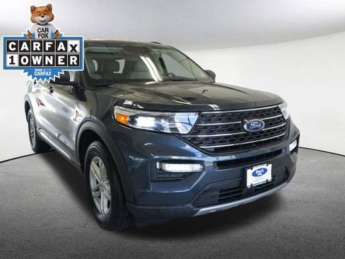 Used 2023 Ford Explorer XLT w/ Equipment Group 202A AWD/4WD image 16