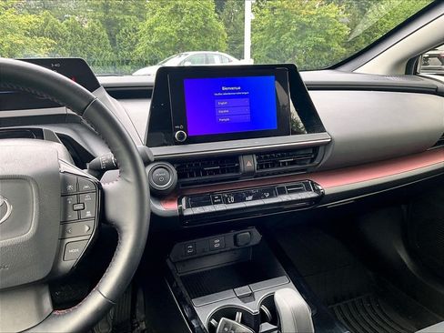 Used 2023 Toyota Prius Prime FWD image 18