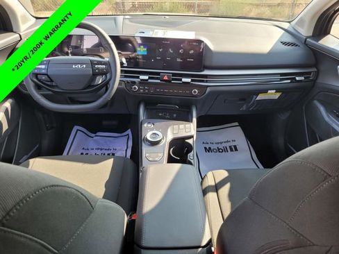 New 2026 Kia Sportage LX image 7
