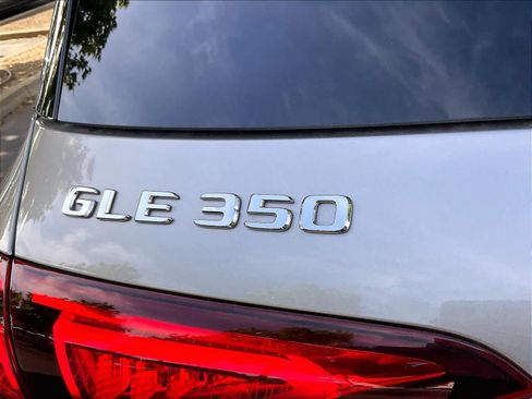 Used 2022 Mercedes-Benz GLE 350 4MATIC image 11