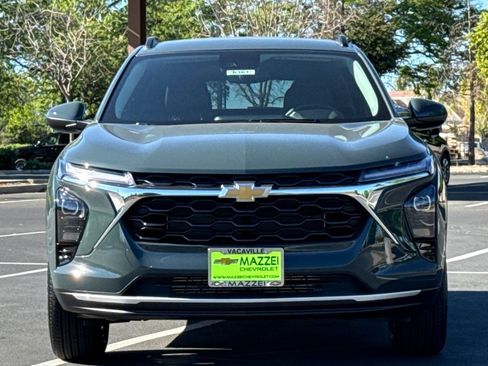 Used 2026 Chevrolet Trax LT w/ Driver Confidence Package FWD image 3