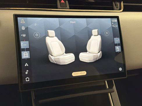 Certified 2026 Land Rover Range Rover Evoque S image 20