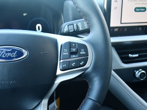 Used 2026 Ford Explorer Active w/ Active Comfort Package image 37