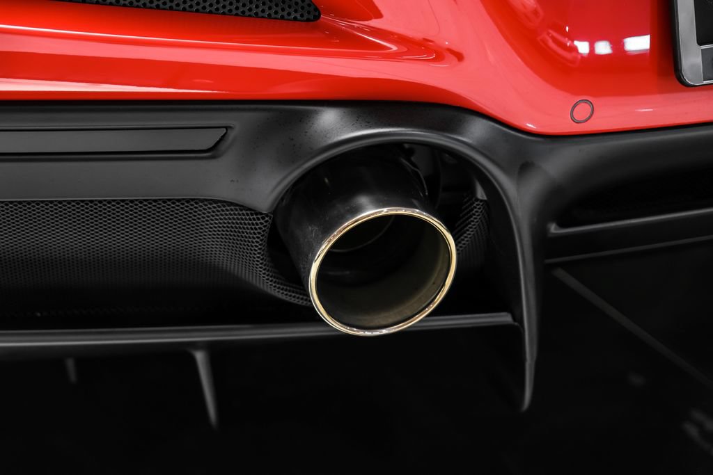 Used 2020 Ferrari F8 Tributo RWD image 43
