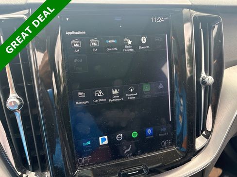 Used 2019 Volvo XC60 T5 Momentum w/ Premium Package FWD image 18