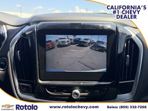 Used 2018 Chevrolet Traverse LT FWD image 21