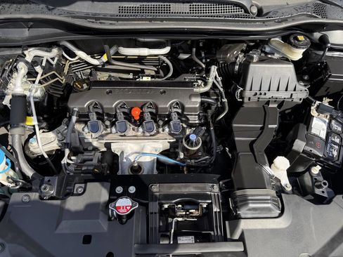 Used 2019 Honda HR-V EX image 12