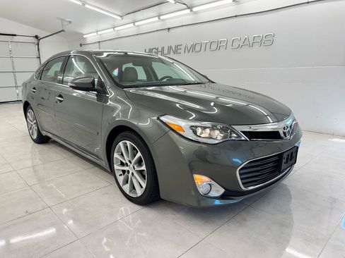 Used 2014 Toyota Avalon XLE Touring FWD image 3