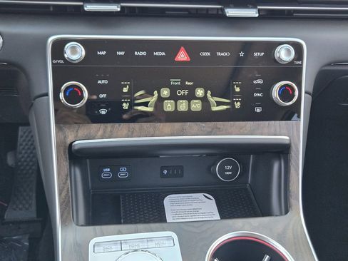 New 2026 Genesis GV80 2.5T Advanced image 13