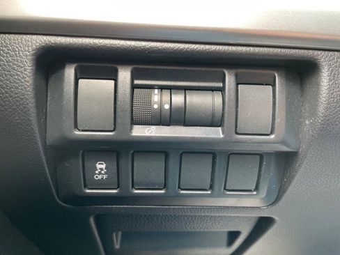 Used 2018 Subaru Outback 2.5i Premium image 26