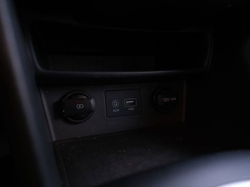 Used 2019 Hyundai Kona SEL FWD image 25