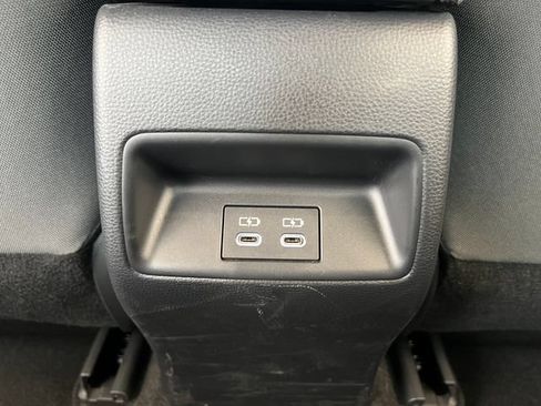 Used 2026 Toyota Corolla SE w/ SE Package FWD image 36
