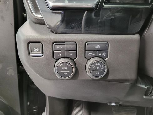 Certified 2025 Chevrolet Silverado 1500 LT Trail Boss w/ Convenience Package II image 11