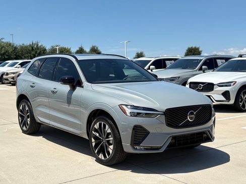 New 2026 Volvo XC60 B5 Plus w/ Protection Package Premier AWD/4WD image 5