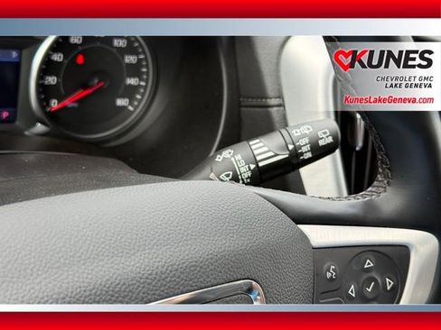 Used 2024 GMC Terrain SLT AWD/4WD image 40