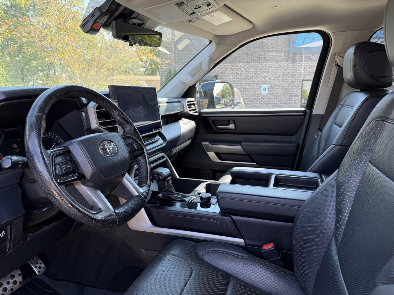 Used 2022 Toyota Tundra SR5 RWD image 12