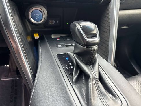 Used 2021 Toyota Venza Limited w/ Advanced Technology Package AWD/4WD image 27