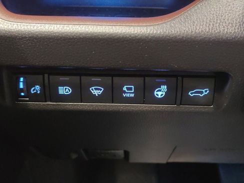 Used 2021 Toyota RAV4 Limited FWD image 29