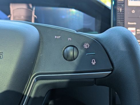 Used 2023 Tesla Model S Plaid image 27