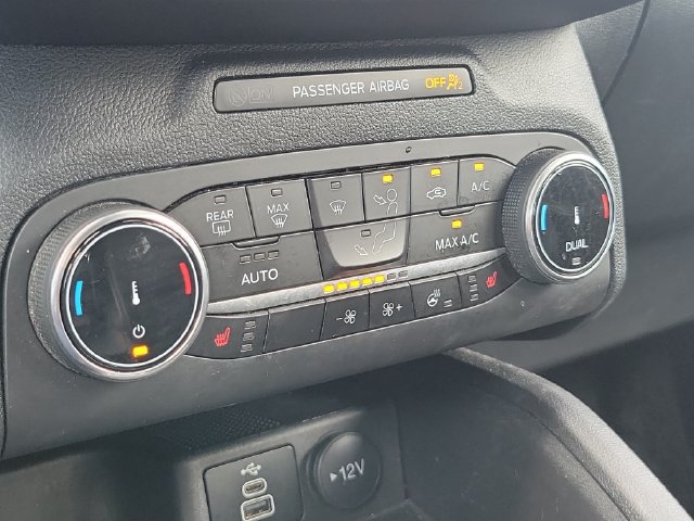 Used 2025 Ford Escape ST-Line Select AWD/4WD image 31