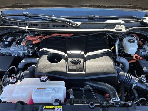 Used 2024 Toyota Tundra Limited w/ Power Package image 36