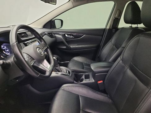 Used 2017 Nissan Rogue Sport SL image 17