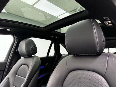 Used 2022 Mercedes-Benz GLC 300 GLC 300 image 14