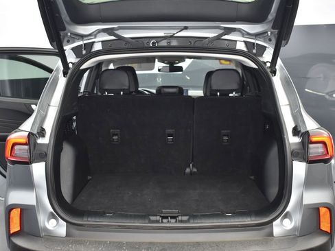 Used 2023 Ford Escape Platinum image 22