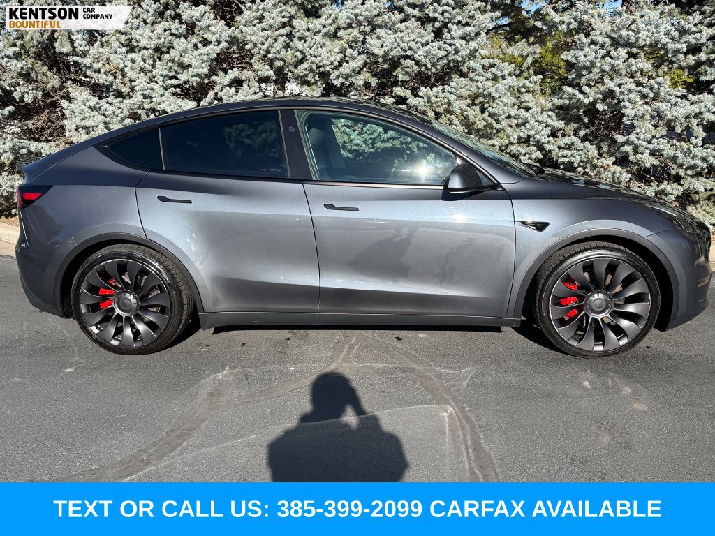 Used 2023 Tesla Model Y Performance AWD/4WD image 10