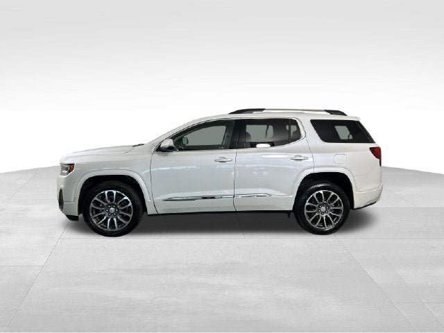 Used 2022 GMC Acadia Denali AWD/4WD image 2