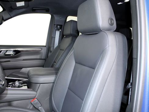 Used 2026 Chevrolet Tahoe LT w/ LPO, Dark Essentials Package RWD image 19