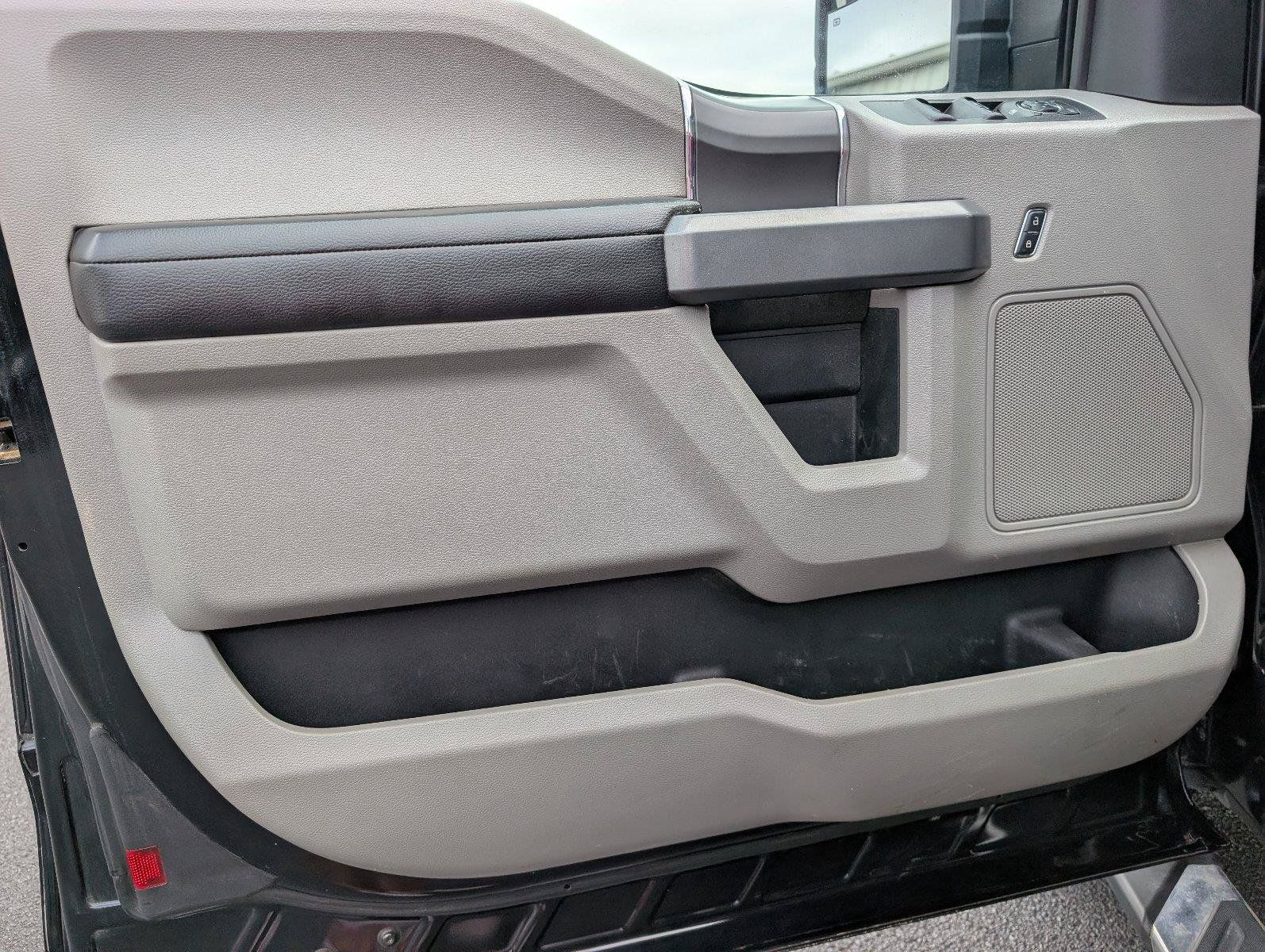 Used 2018 Ford F150 XLT w/ Equipment Group 301A Mid AWD/4WD image 16