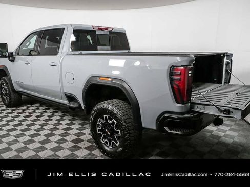 Used 2024 GMC Sierra 2500 AT4X AWD/4WD image 32