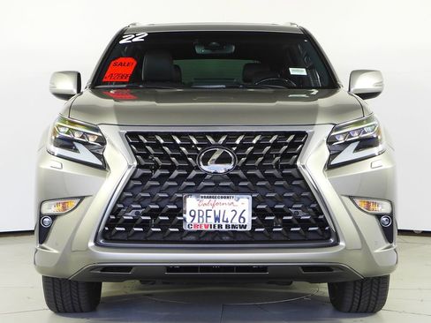 Used 2022 Lexus GX 460 Premium w/ Premium Package AWD/4WD image 3