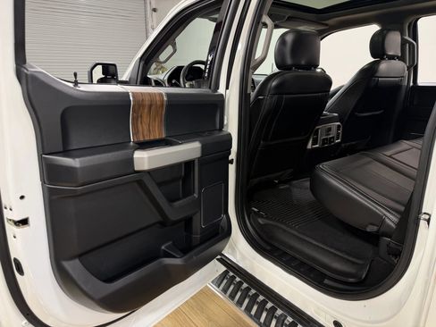 Used 2020 Ford F150 Lariat w/ Equipment Group 502A Luxury RWD image 15