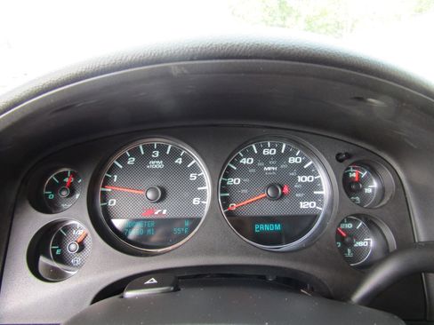 Used 2011 Chevrolet Avalanche LT w/ Luxury Package image 21