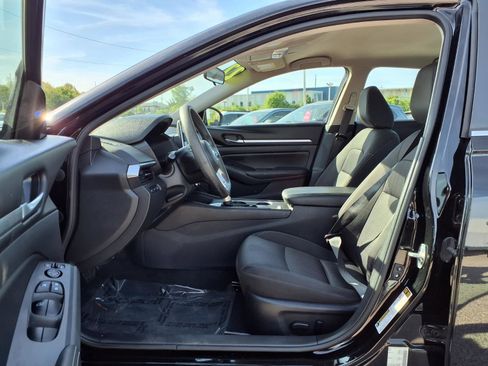 Used 2022 Nissan Altima 2.5 SV AWD/4WD image 22