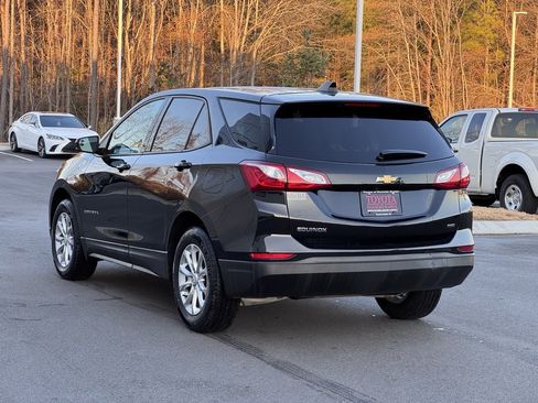 Used 2019 Chevrolet Equinox LS w/ LS Convenience Package image 20