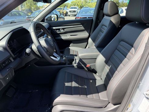 Used 2026 Honda CR-V Sport-L image 8