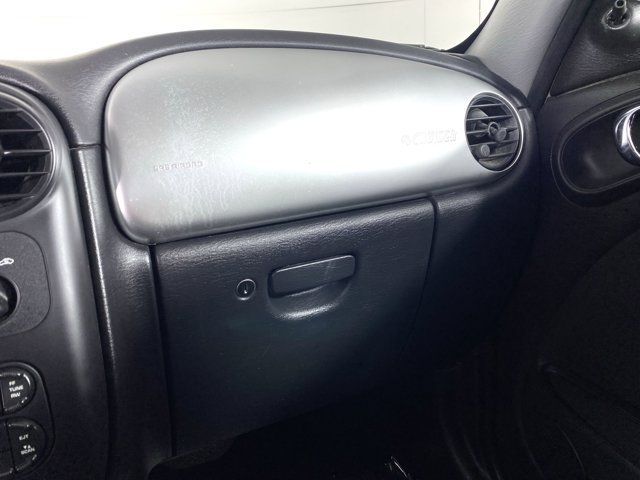 Used 2005 Chrysler PT Cruiser FWD image 22