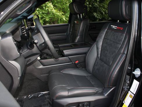 Used 2024 Toyota Tundra TRD Pro AWD/4WD image 17