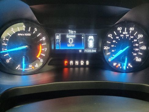 Used 2018 Ford Explorer XLT w/ Class II Trailer Tow Package image 23