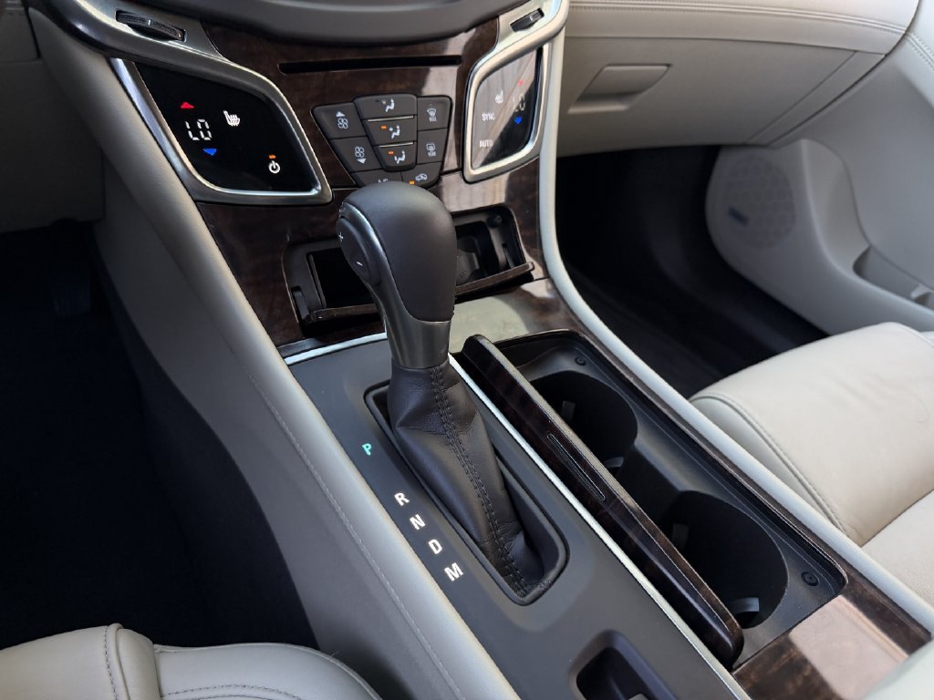 Used 2016 Buick LaCrosse Leather w/ Experience Buick Package FWD image 18