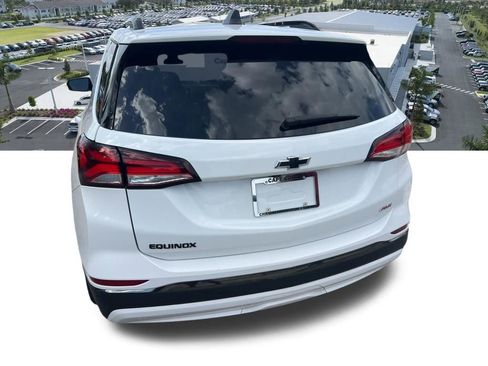 Used 2022 Chevrolet Equinox RS FWD image 30