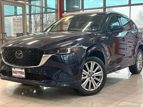 Used 2023 MAZDA CX-5 Signature image 1