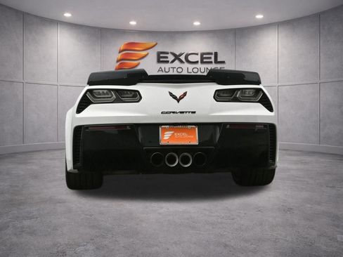 Used 2016 Chevrolet Corvette Z06 w/ 2LZ Preferred Equipment Group RWD image 42