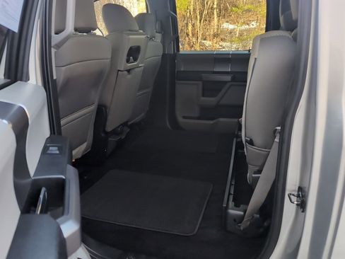 Certified 2019 Ford F150 XLT w/ Equipment Group 302A Luxury image 12